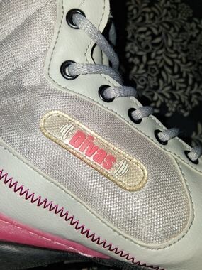 Diva White Athletic Sneakers with Pink Accents